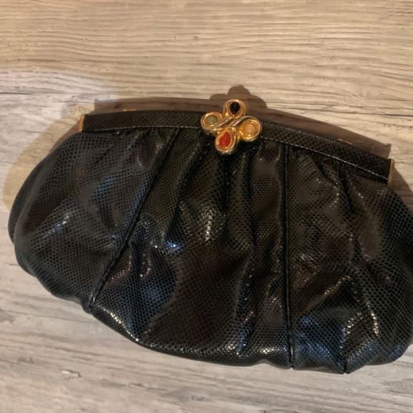VINTAGE JUDITH LEIBER KARUNG SNAKESKIN BLACK SHOULDER EVENING BAG/JEWELED CLASP - Picture 10 of 11